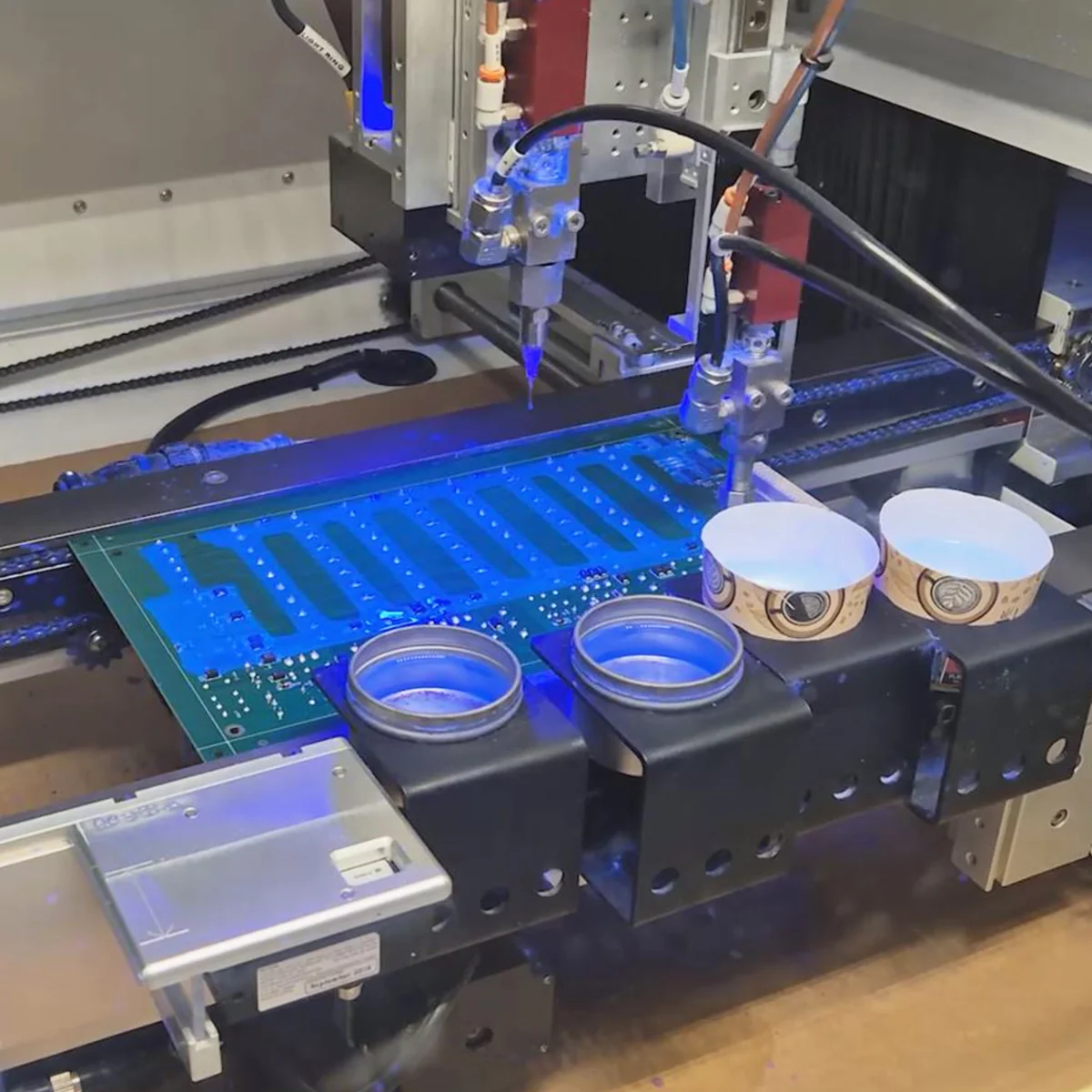 Barnizado automatizado (PVA)